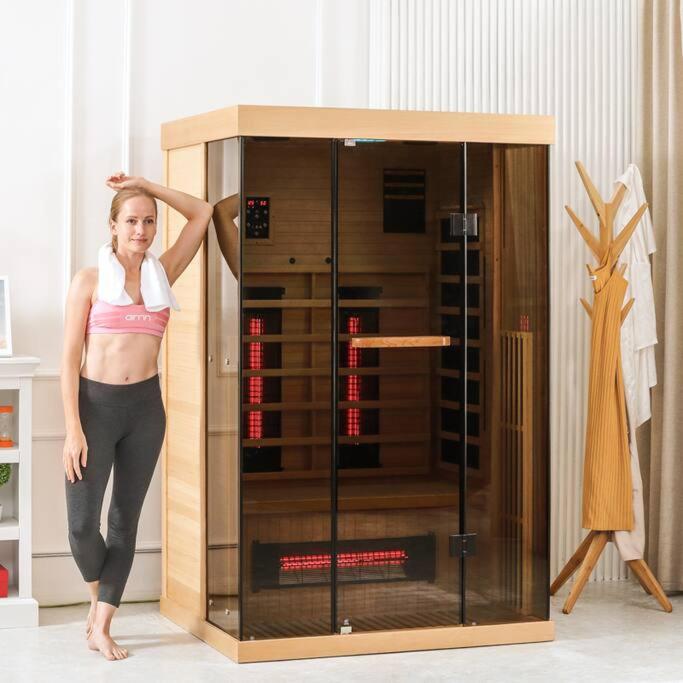 Movie Theater, Sauna & Views by Paraglide & Slopes image