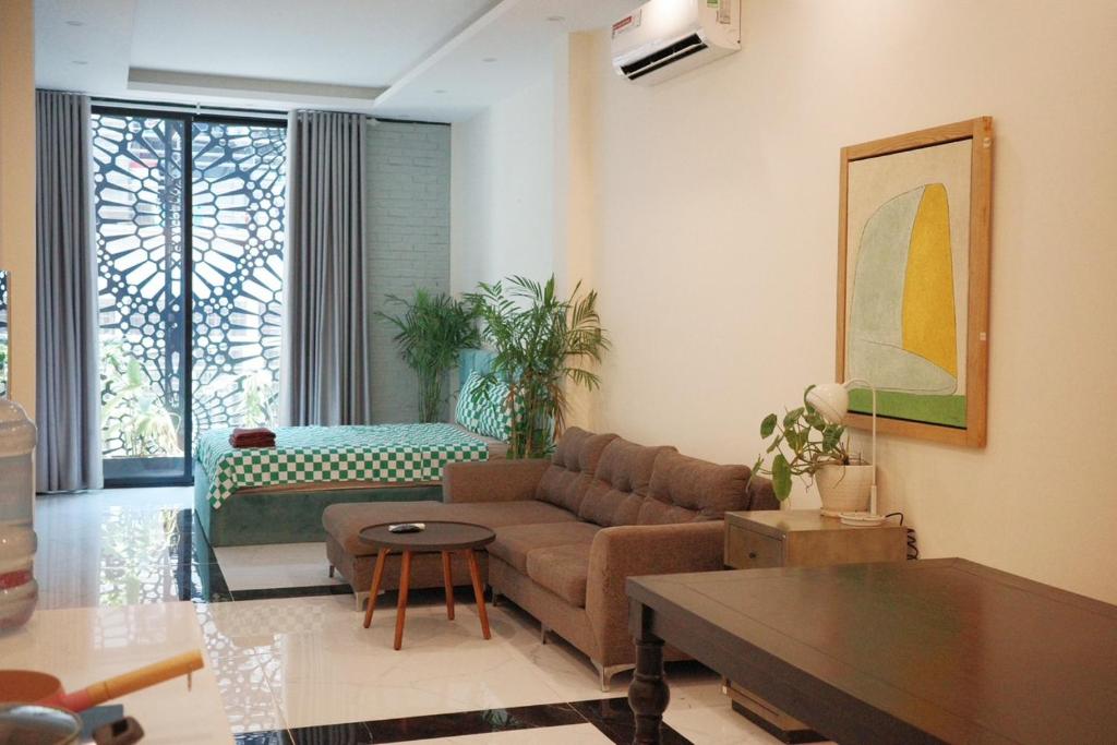 TheChanhSa Stylish Apartments near Old Quarter