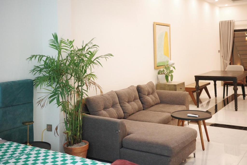 TheChanhSa Stylish Apartments near Old Quarter