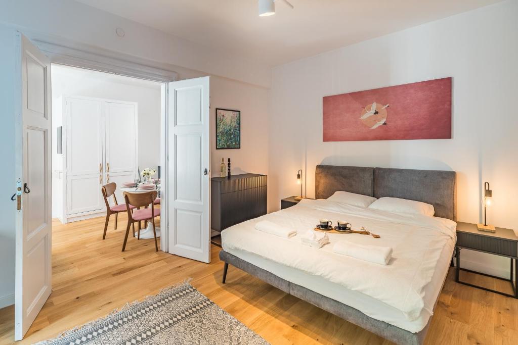 Kraków Wawel Apartment - Top Location, Workspace - by Rentujemy, Krakow