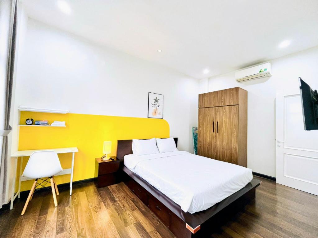 Danang Beach Pool Villa 4 Bedrooms - Free Airport Pickup