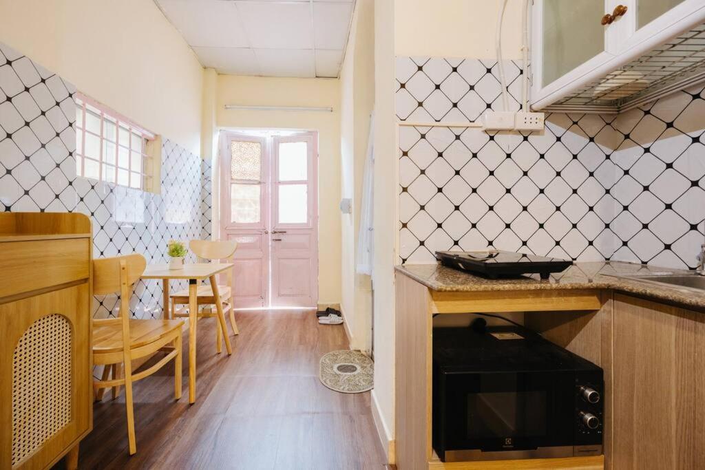 Unique Home in the OLD quarter - Near train street - Netflix