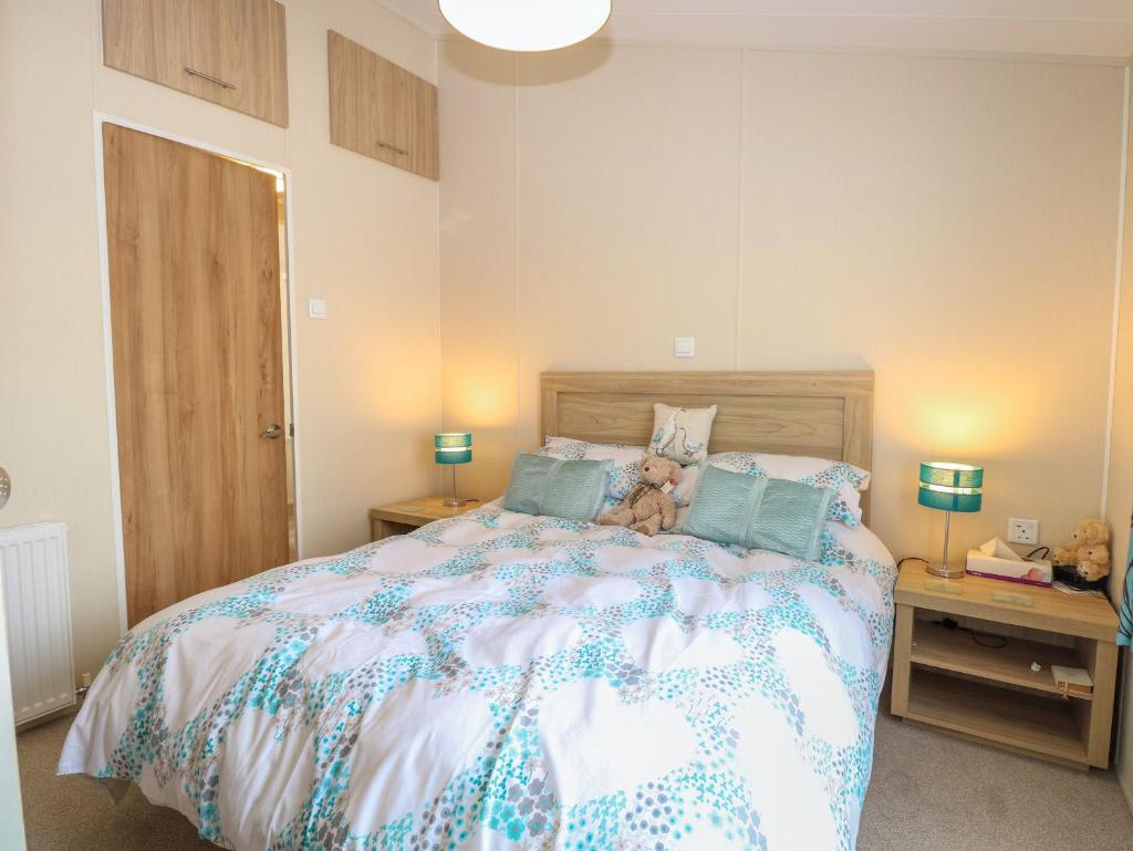 Rooms of 21 Norman Drive Lodge