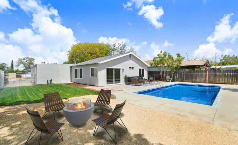 Lancaster Pool Home image