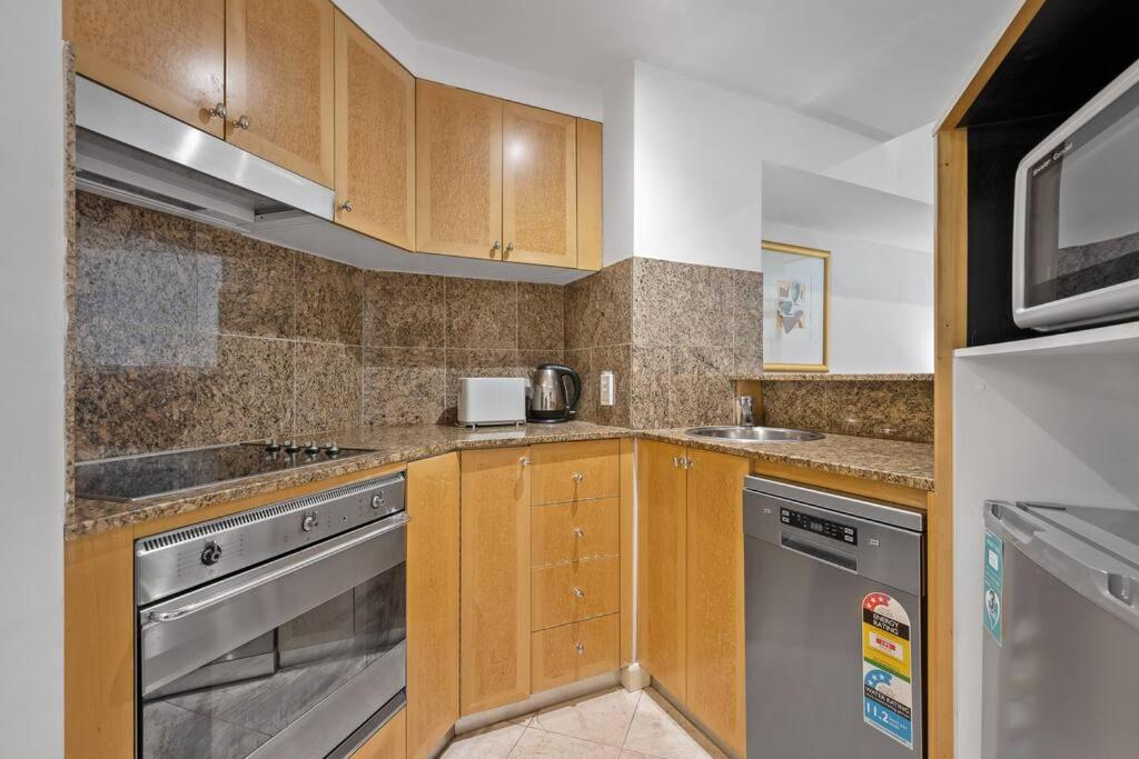 Sydney City Circular Quay Hotel Style Studio Perfect Locations Sleeps 4 photo 1