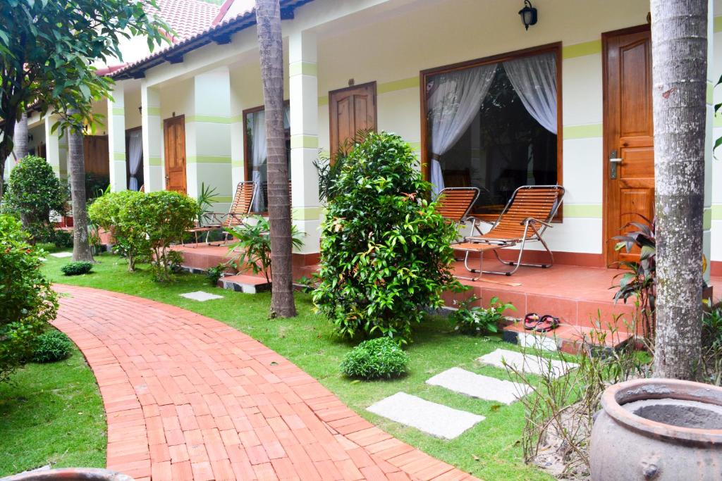 Ngoc Viet Bungalow