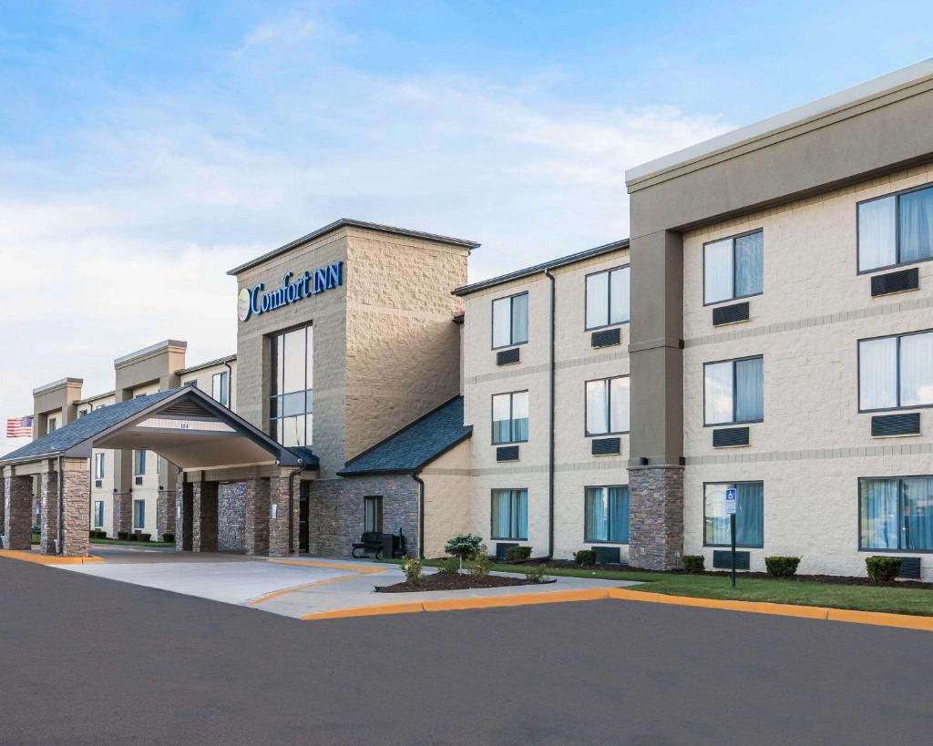Comfort Inn Metro Airport image