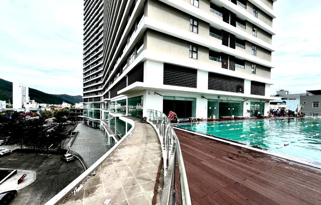 FLC SEA TOWER DX Delux View biển