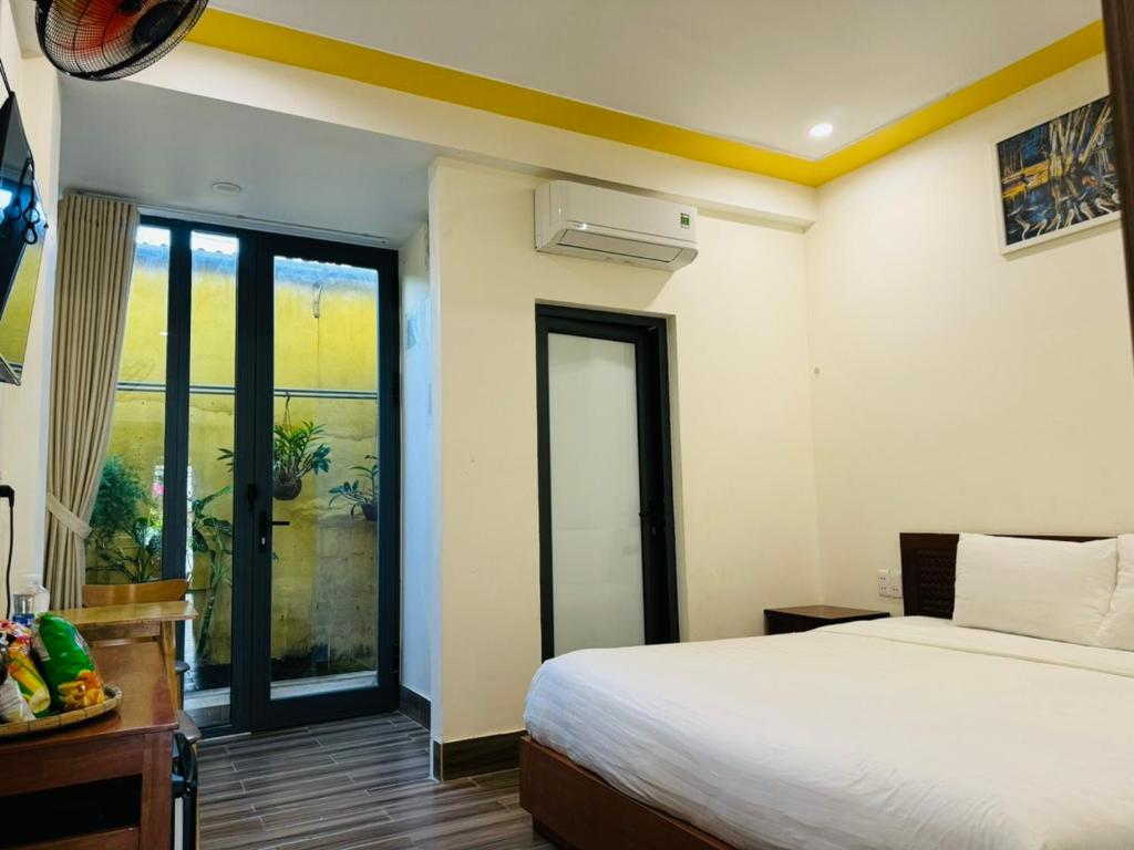 Coral Riverside Homestay & Hostel