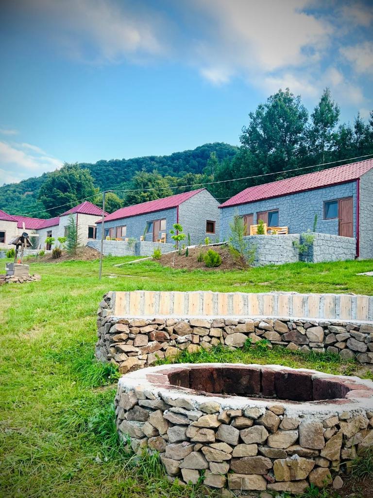 Shahunts Resort