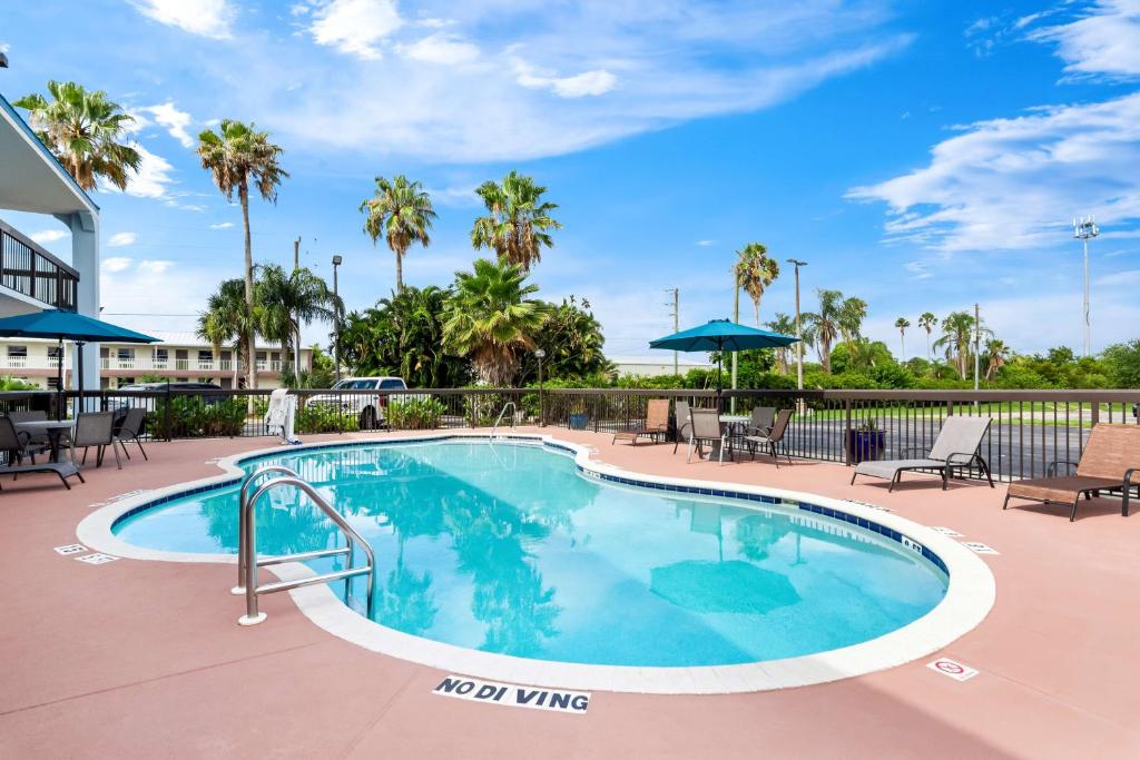 Best Western Lake Okeechobee image