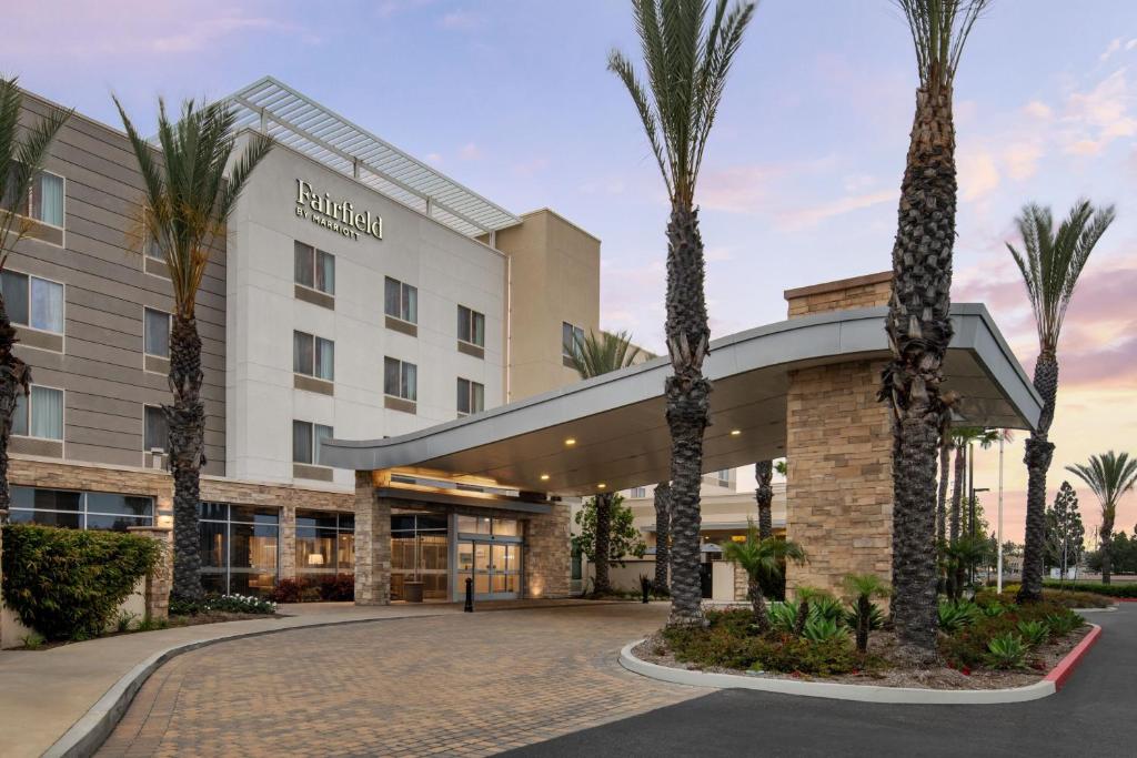 Fairfield Inn & Suites Tustin Orange County image