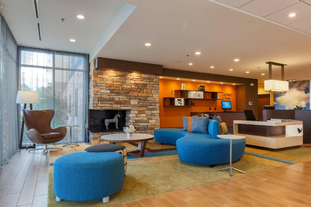 Fairfield Inn & Suites by Marriott Alexandria image