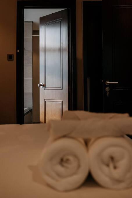 Altara Suites Luxury Ocean View Da Nang by Villuxy