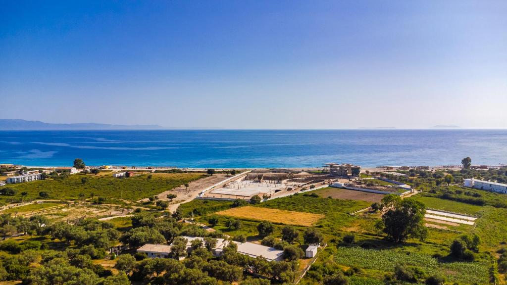 Siar The Large Villa photo 1