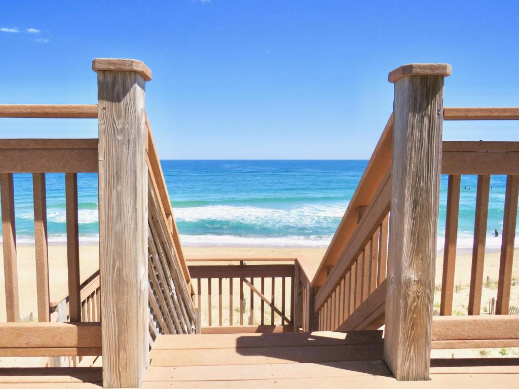 A Pirate's Paradise image
