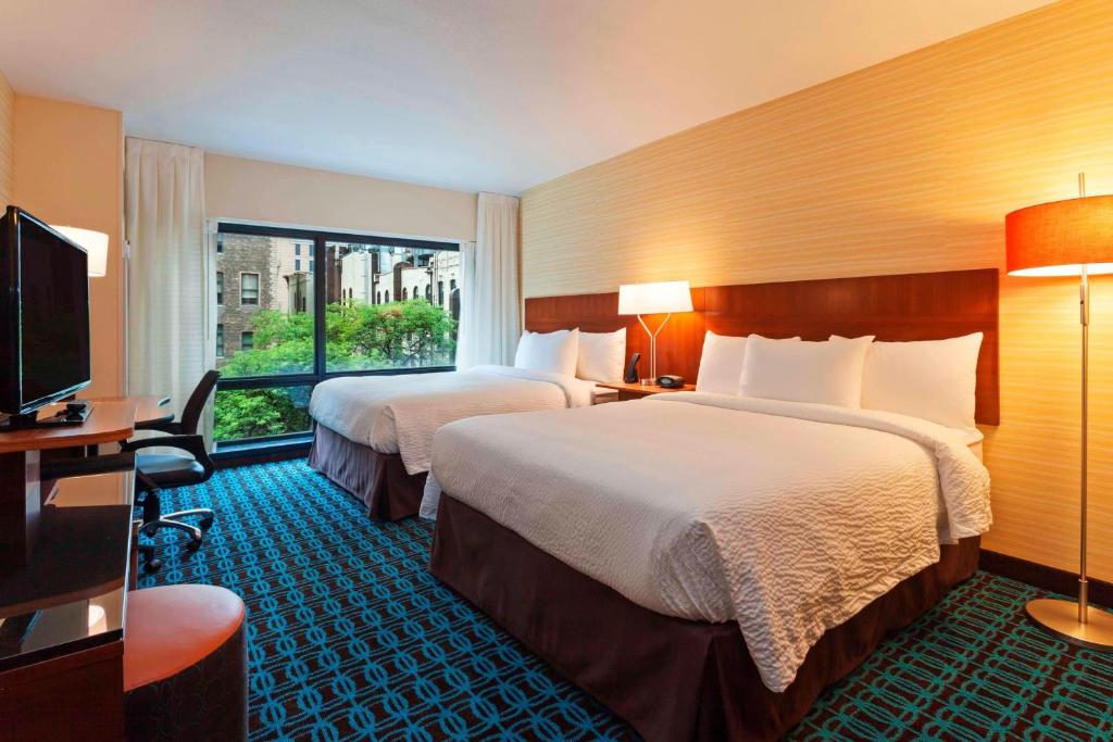Fairfield Inn & Suites Chicago Downtown/River North image