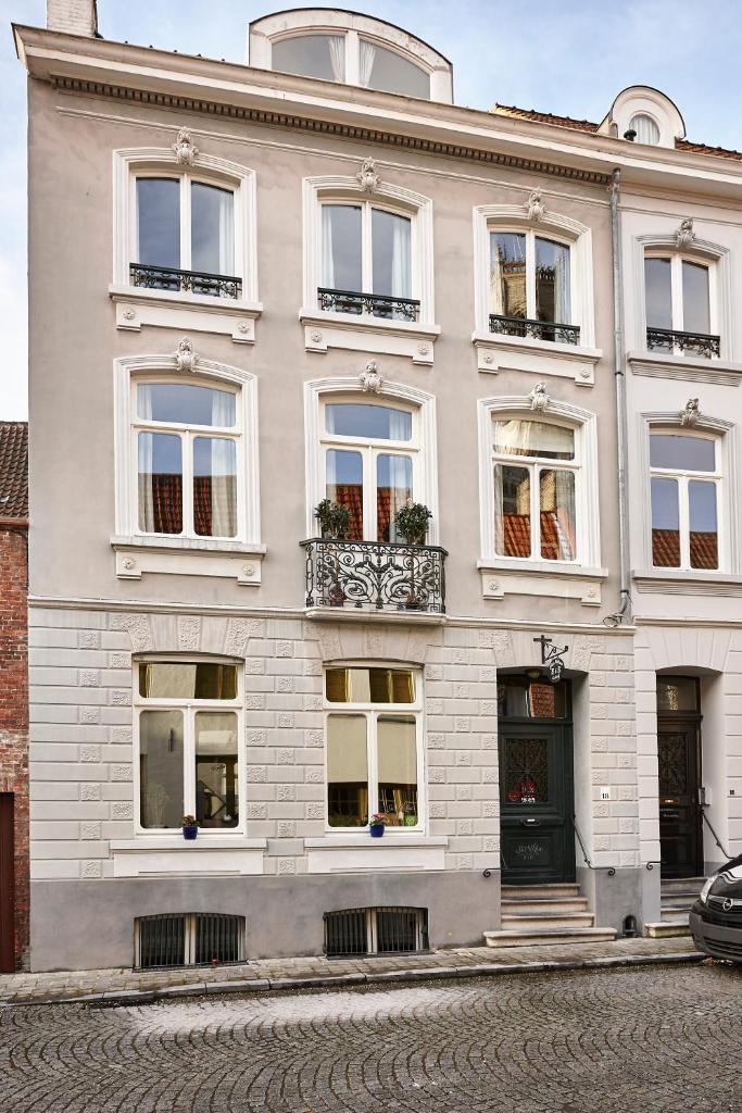 Amato-Brugge photo 2