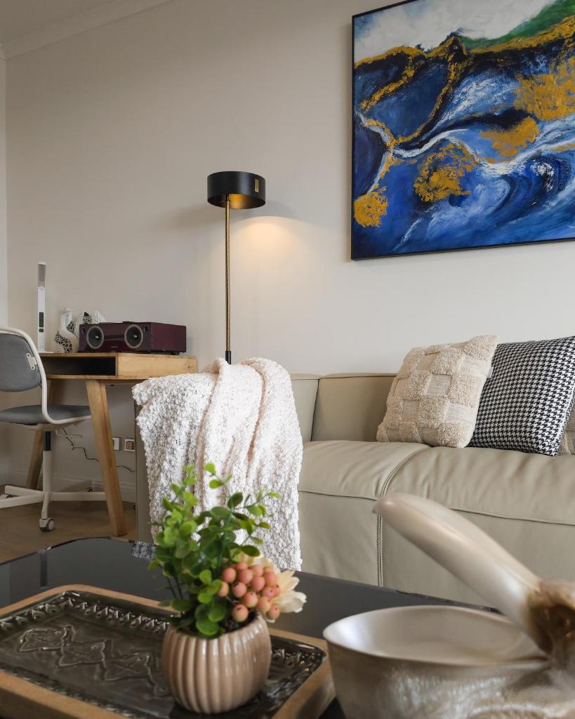 Chic Darling Harbour Oasis in the Heart of Sydney, 2BR 2BA, Resort-Style Amenities photo 3