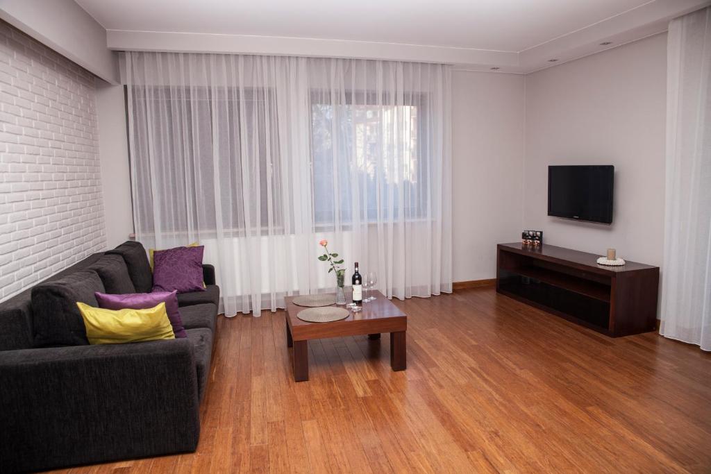 Апартаменты (Улучшенные апартаменты (для 2 взрослых)), Apartamenty Art Residence