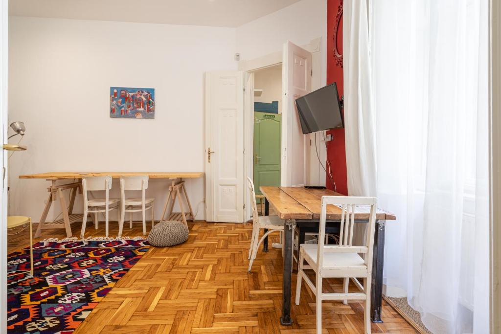 Photos of MODA Living Apartment