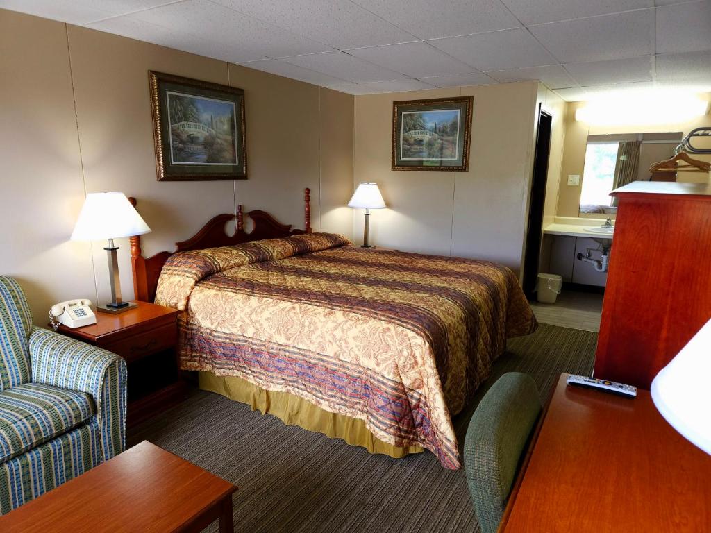 Economy Inn image