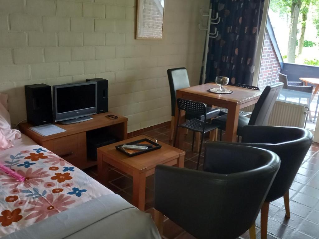 Den 103 photo 2