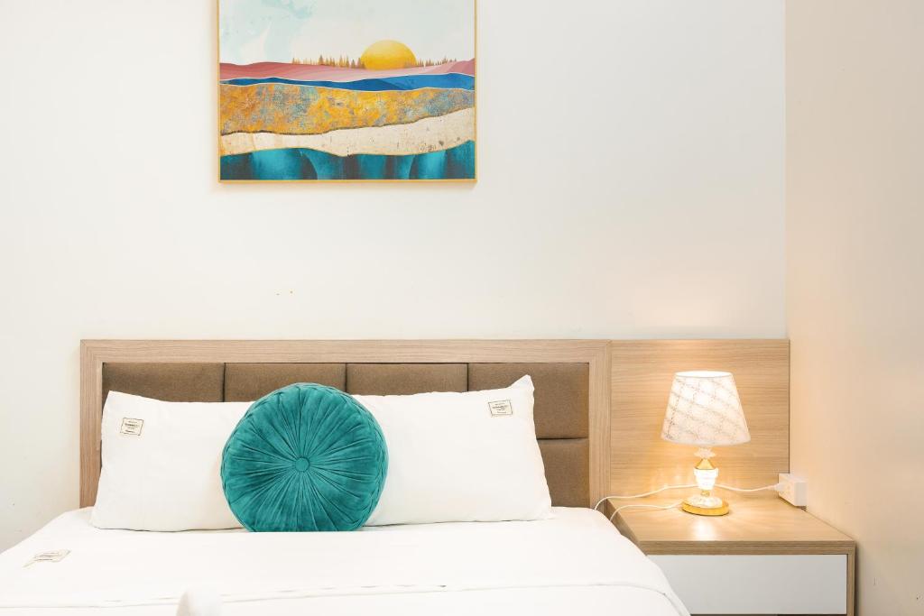 The New Century Hotel and Spa- City Center- Thống Nhất Park