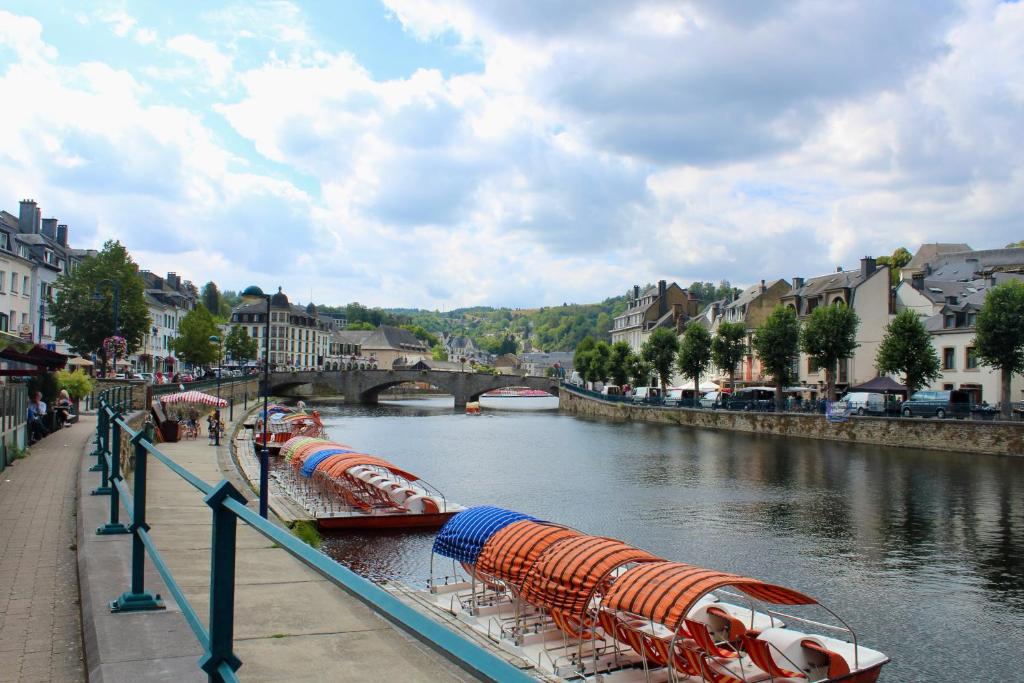 MAISON de VACANCES Bouillon 36 personnes photo 3