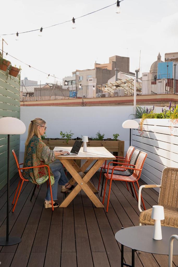 Eco Boutique Hostal Grau - Tap to explore photos