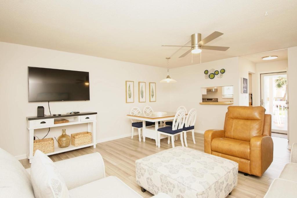 Sandpiper Cove 7103 image