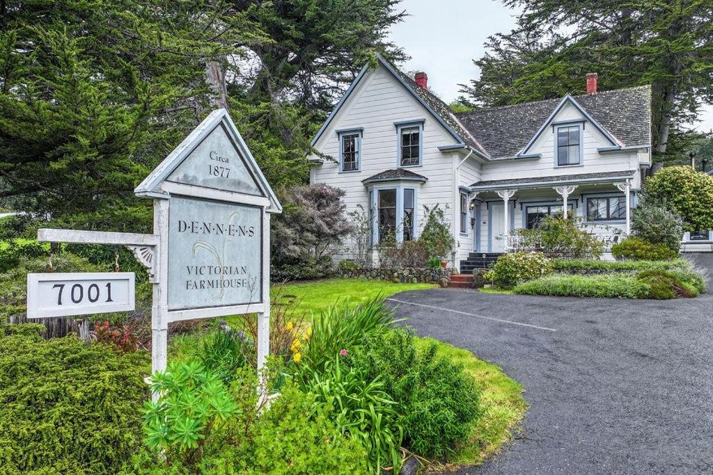 Dennen's Victorian Farmhouse image