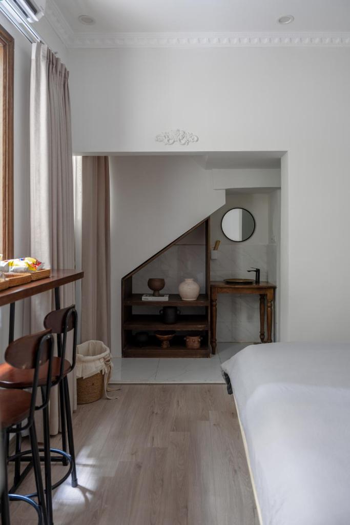 Hanoi Opera Homestay 10m to HoanKiem Lake Old Quarter Ha Noi