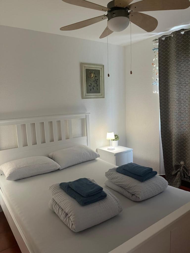 CASA STEFANIA con giardino a LUGANO Room Type - Standard Double Room with Shared Bathroom