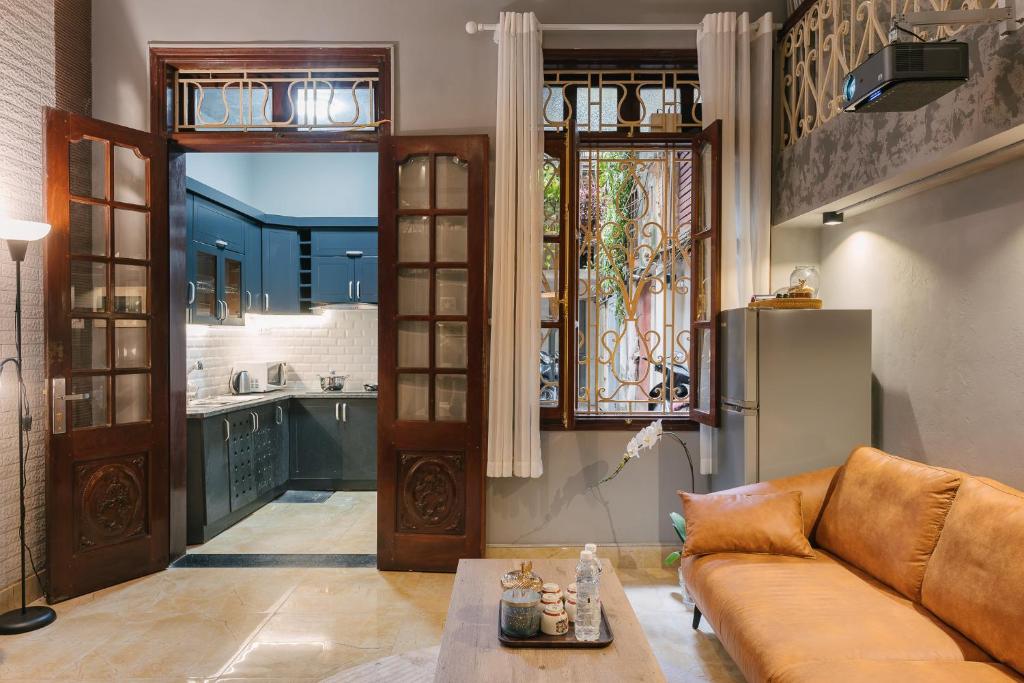 Orchid Duplex-Best Location-1min to Hoan Kiem Lake-Home Cinema