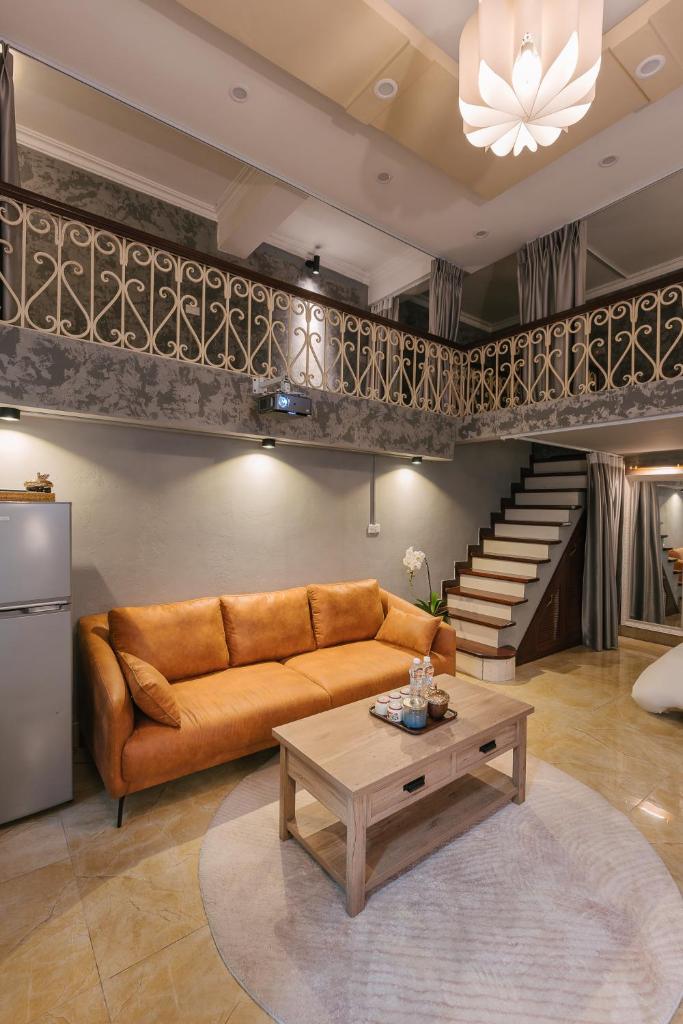 Orchid Duplex-Best Location-1min to Hoan Kiem Lake-Home Cinema