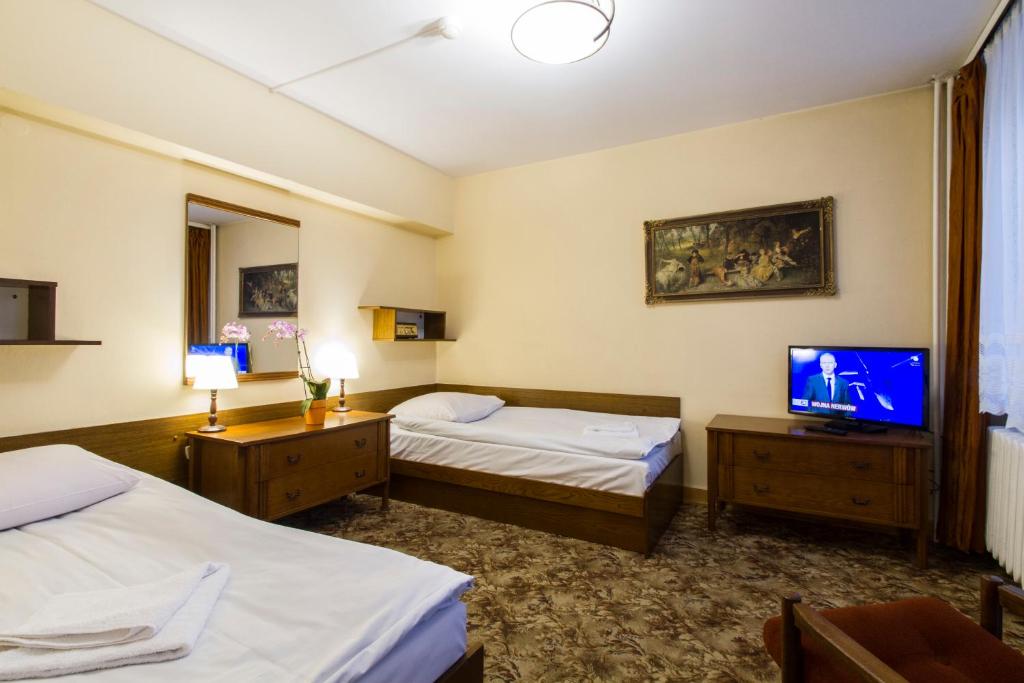 Четырехместный (Четырехместный номер), Hotel PRL