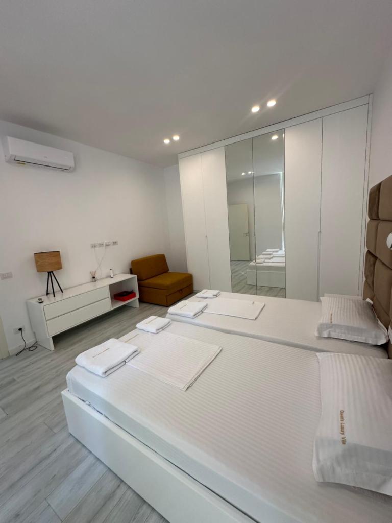 Queens luxury Vila 127 B photo 4