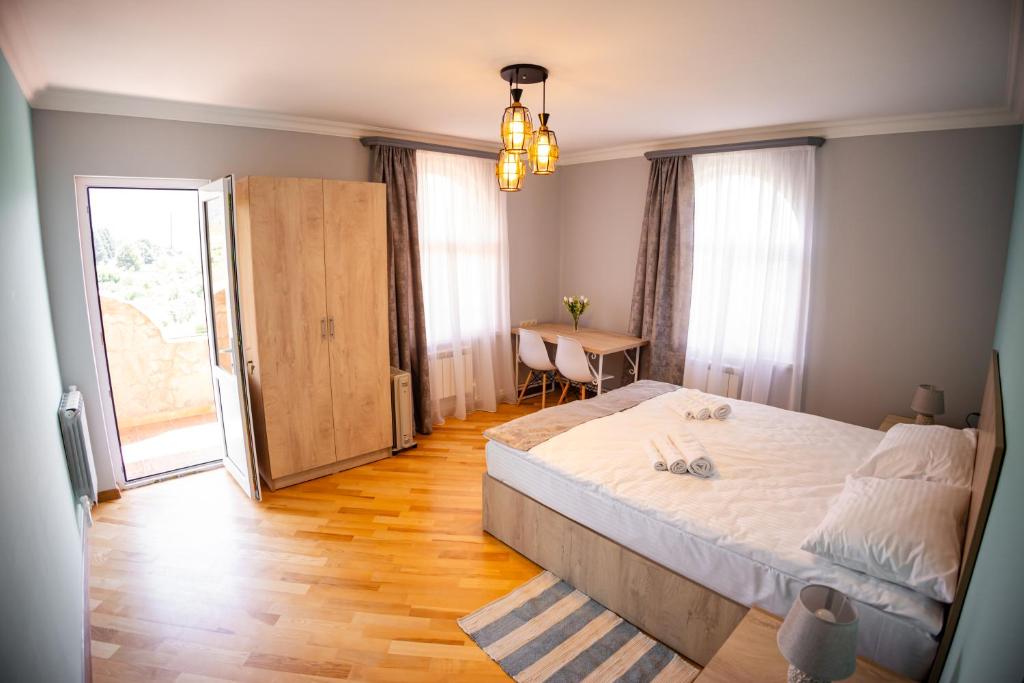 Lily's Guest House photo 3