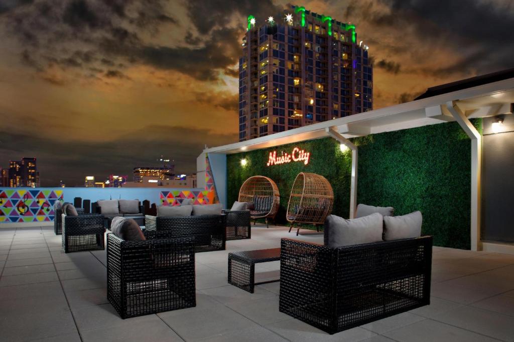 Aloft Nashville West End image