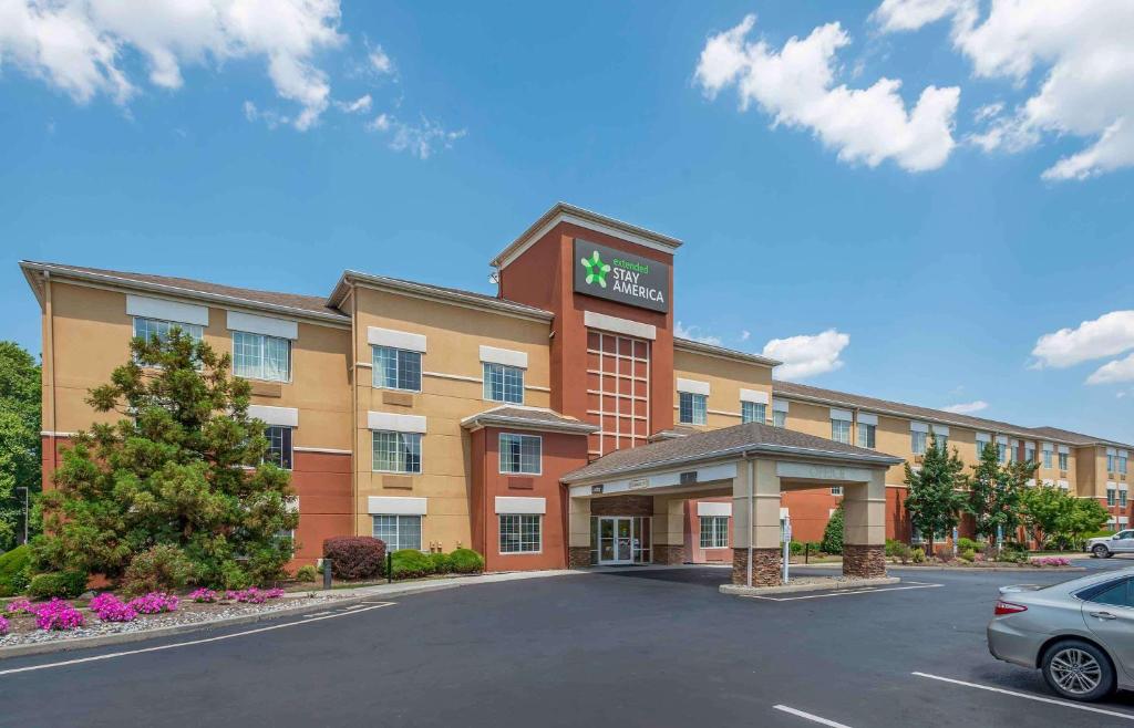 Extended Stay America Suites Newark Woodbridge image
