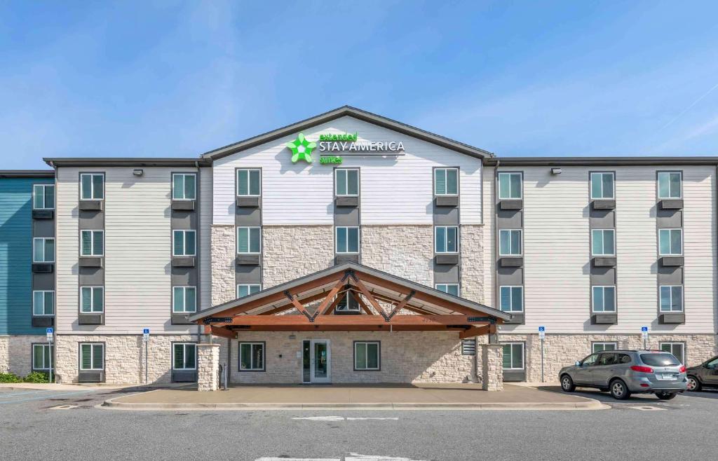 Extended Stay America Select Suites Melbourne West Melbourne image