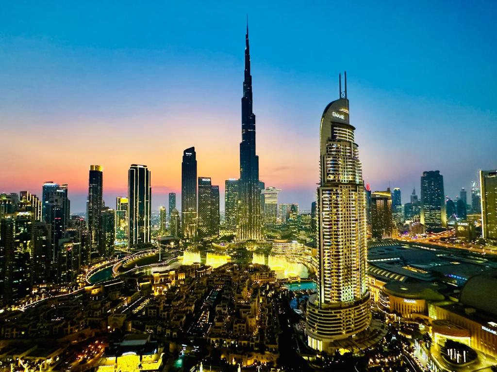 Breathtaking Burj View, Sky High Luxury 2BR Apartment by 2nd Best Home photo 1