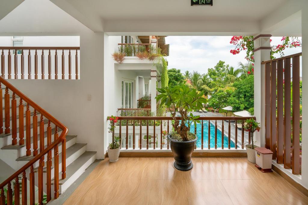 Hoi An Palmy Villa