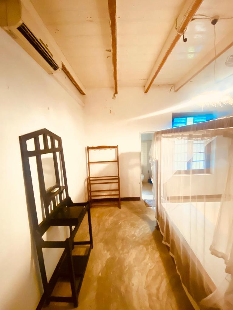 Happy bunk hostel weligama - Tap to explore photos
