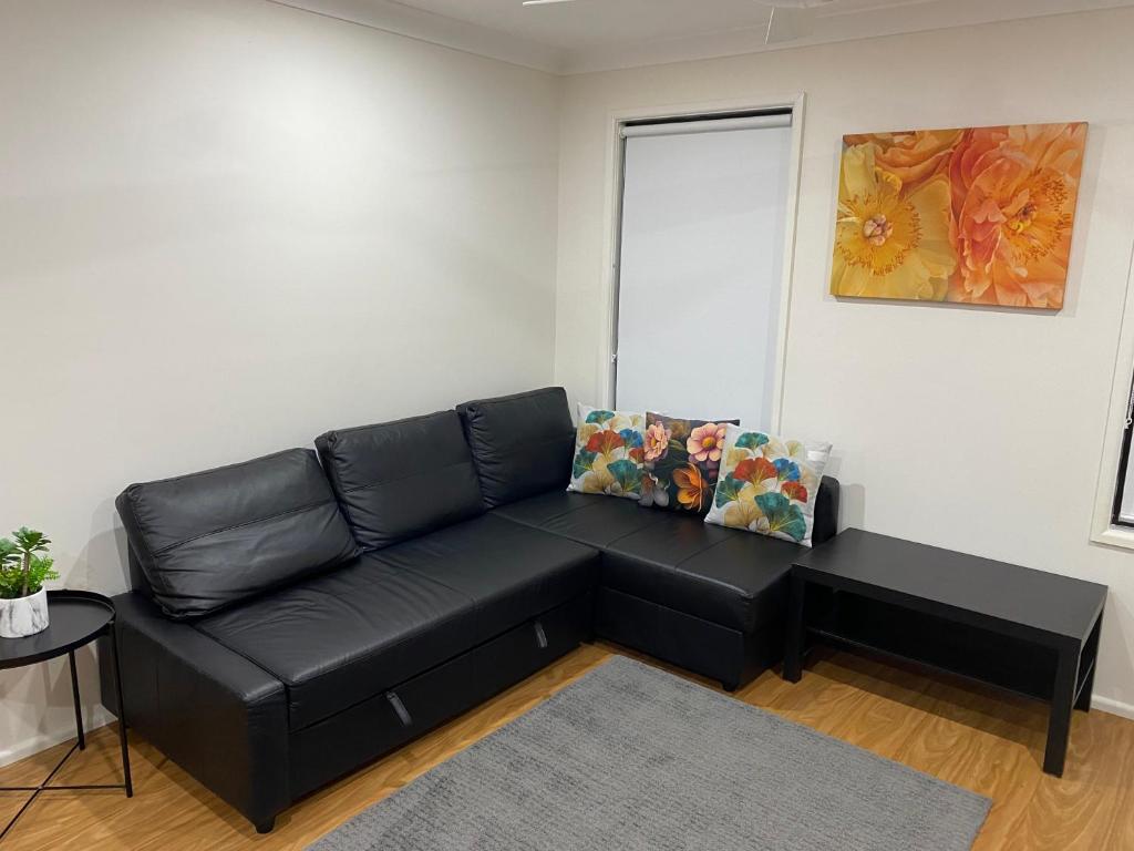 Comfy Small House photo 4