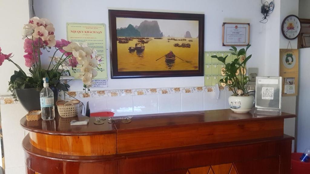 Khách sạn Hoàng Long