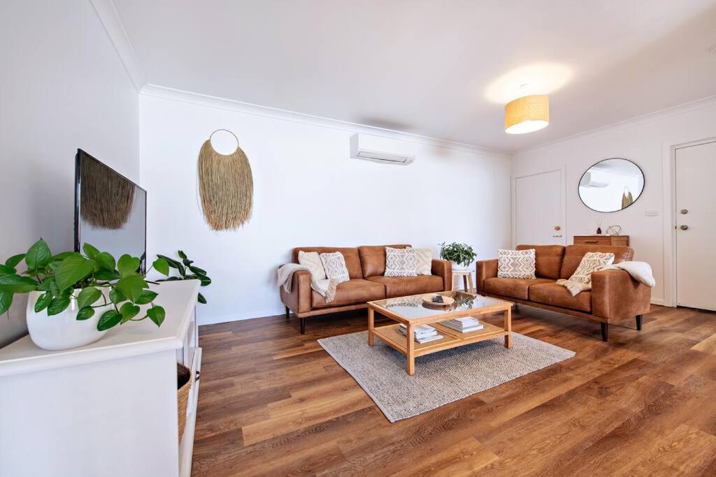 Central Renovated Apartment with Balcony