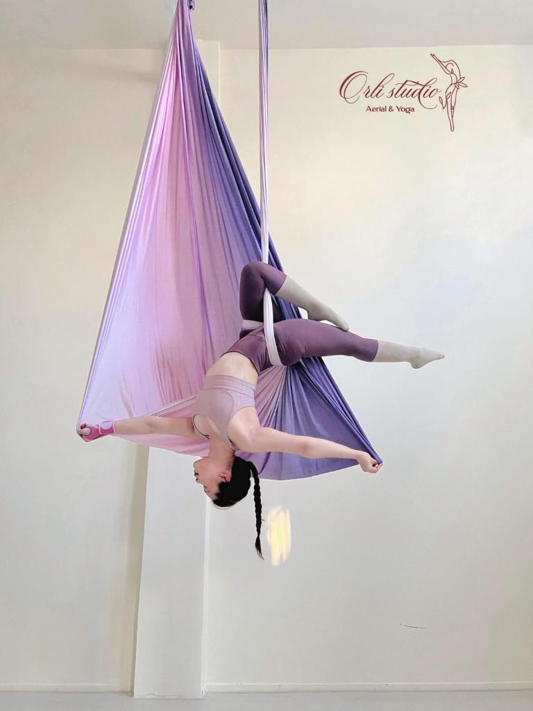 Modern 2BR Condo at Terra Royal by Orli Studio F19