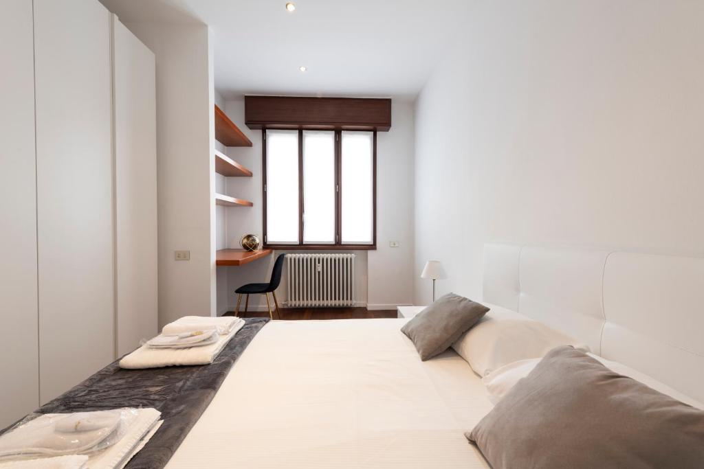 MILAN ROYAL SUITES LUXURY P.ZZA DELLA REPUBBLICA - Tap to explore photos